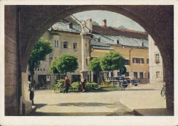 01aVVRac 7014 (A7014) Marktplatz in Lienz (1952)