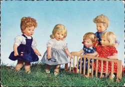 02aPVBc 2408 Puppen (1961)