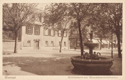 BIW 15 Weimar Schillerhaus mit Gänsemännchenbrunnen (FWL) BIW 15 Weimar Schillerhaus mit Gänsemännchenbrunnen (FWL)