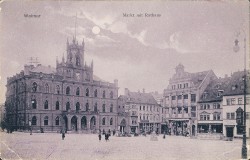 COM  8527 Weimar Markt mit Rathaus