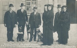 ESW oN Weimar Sanitäts-Kriegshunde mit Großherzogin Feodora ESW oN Weimar Sanitäts-Kriegshunde mit Großherzogin Feodora
