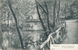 RRM 18411 Weimar Partie im Schloßpark Naturbrücke (1906) RRM 18411 Weimar Partie im Schloßpark Naturbrücke (1906)