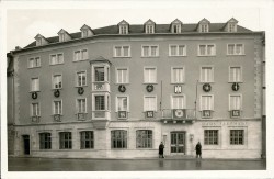 WHW oN Weimar Haus Elephant -smw