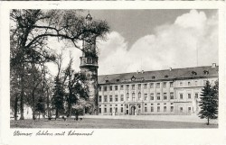 XXX oN Weimar Schloss mit Ehrenmal -F