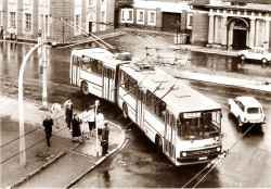 01bBHRn ZSo 1662-15K 90 Jahre Stadtverkehr Gelenkbus 8031
