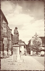 09AVSa Wei  9(409) Weimar Herderdenkmal mit Herderplatz