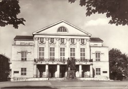 09AVSa Wei 19 Weimar Nationaltheater