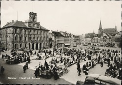 12SKZ 025 ( 48-025) Weimar Markt mit Rathaus