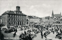 12SKZ 025 (145-025) Weimar Markt mit Rathaus
