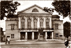 HPJ  251 Weimar National-Theater