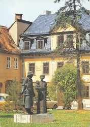 HSLc oN Weimar Schweitzer-Denkmal