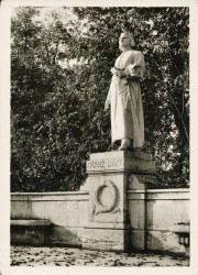 LHW oN Weimar Liszt-Denkmal (1956)