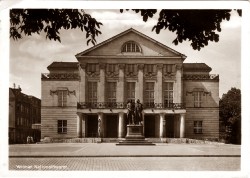 LHW oN Weimar Nationaltheater a2